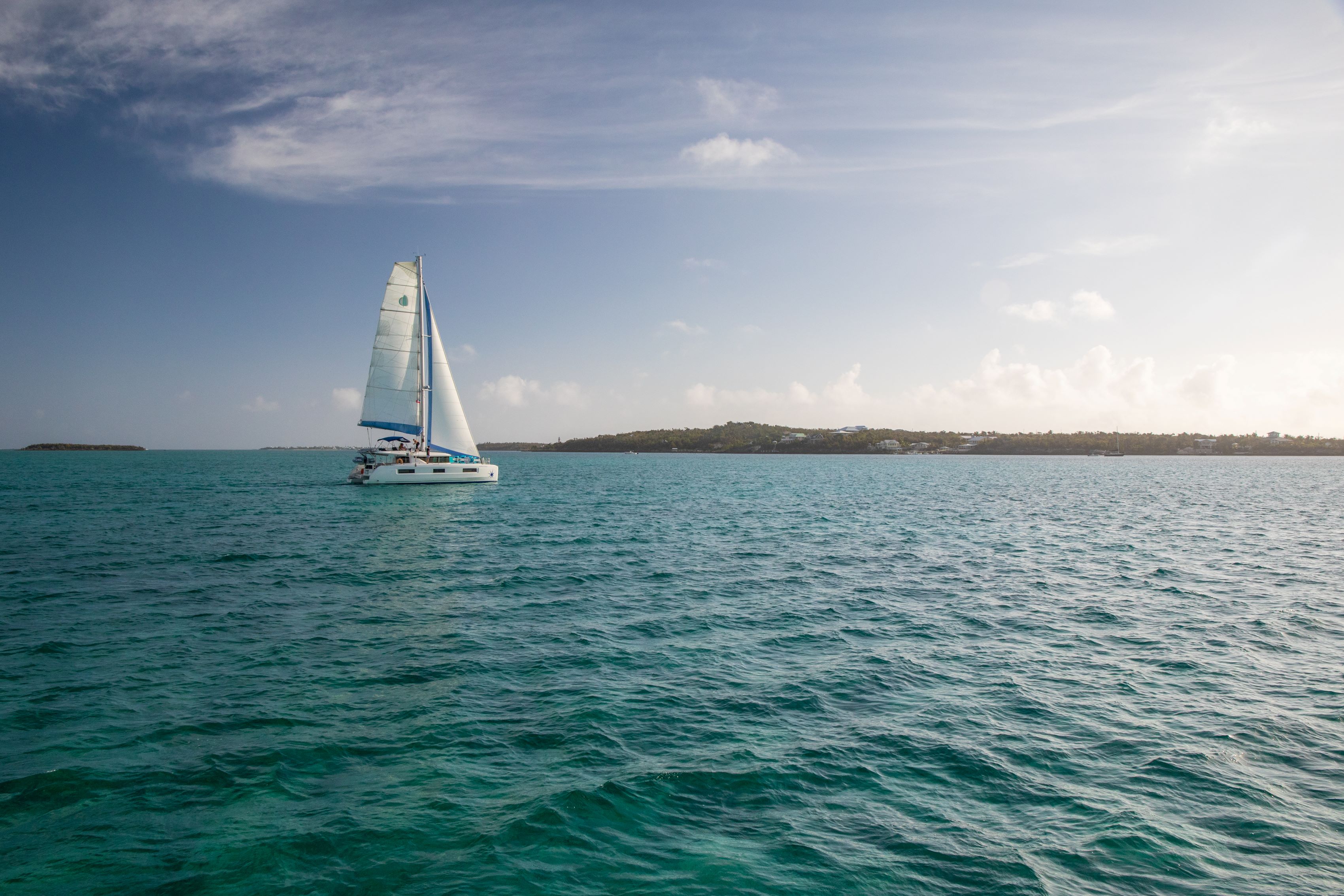 navigare-yachting-bahamas-yacht.jpg