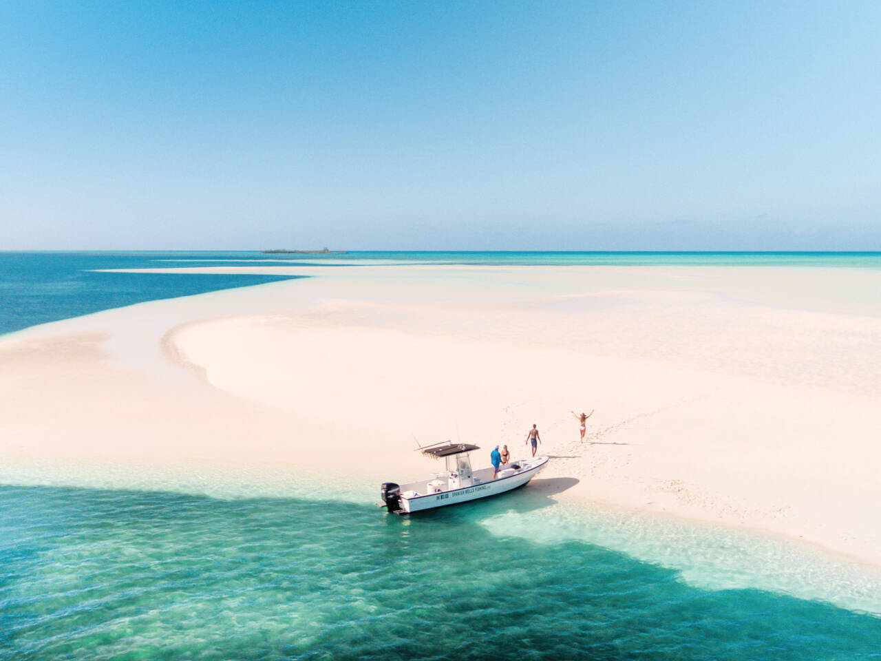 Top 5 Sand Bars in the Bahamas