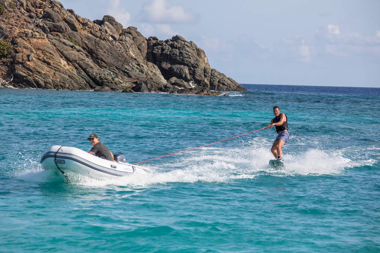 navigare-yachting-bvi-wakeboard-fun.jpg