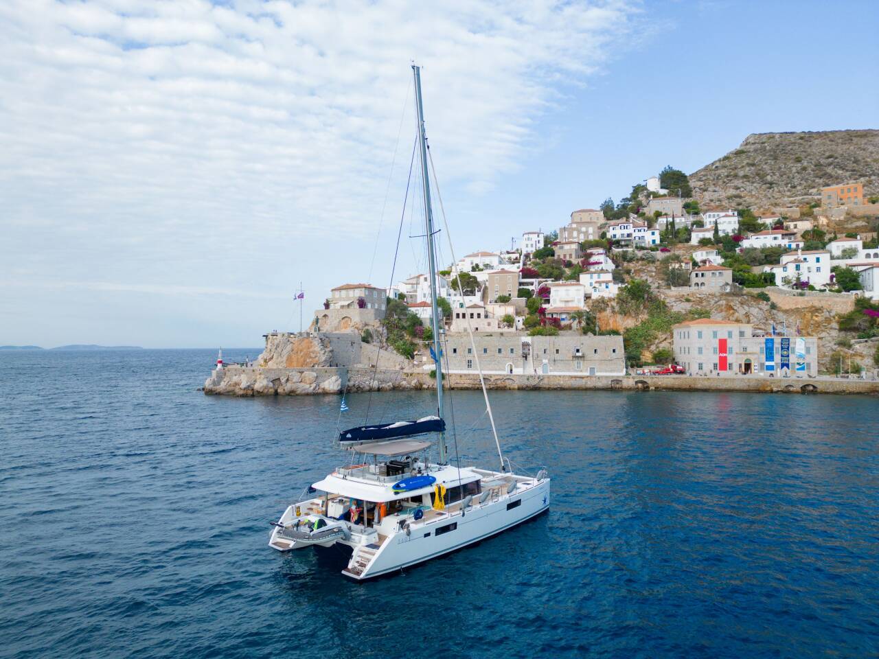 A Beginner’s Guide to Sailing the Greek Islands: Routes, Costs, and Tips