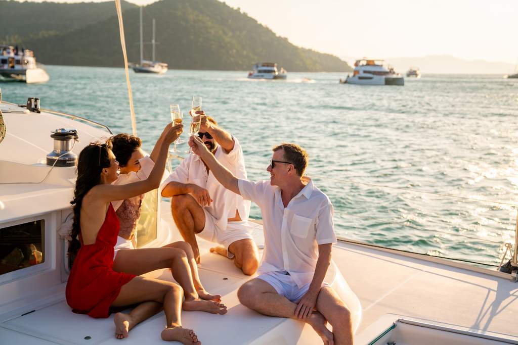 Why go on a yacht charter instead of a cruise?