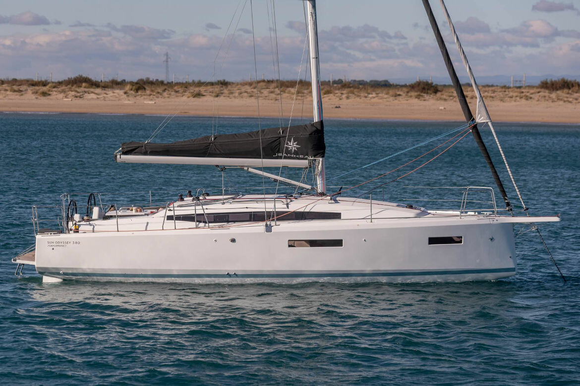 New Jeanneau Sun Odyssey 380 Yacht for Sale - Navigare Yachting