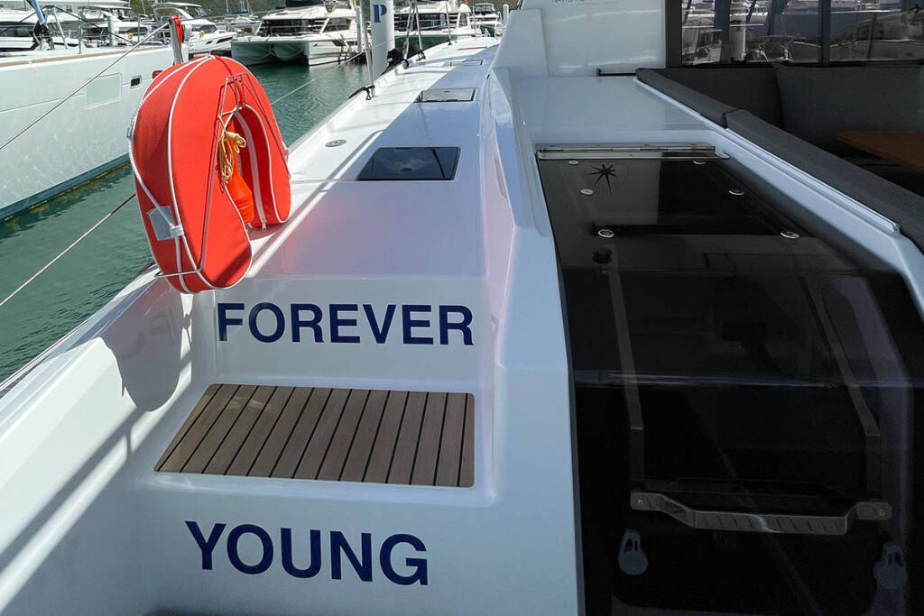 Fountaine Pajot Tanna 47 Forever Young
