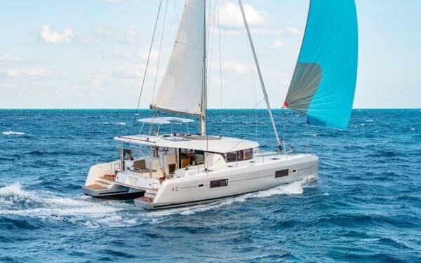 Lagoon 42 Valmy