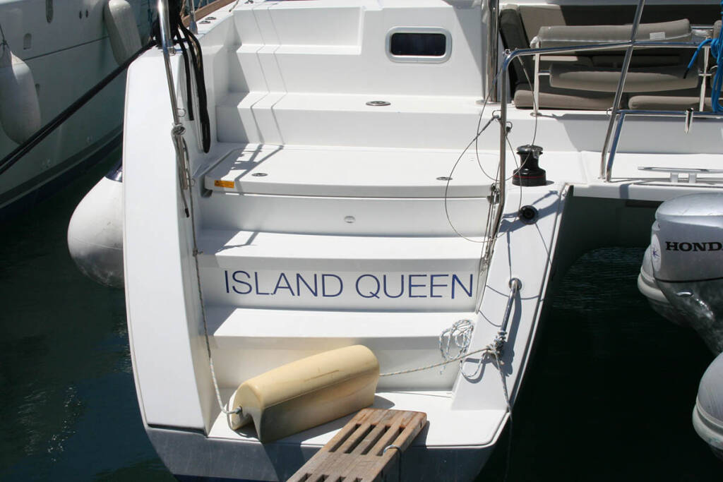 Lagoon 450 F, Island Queen