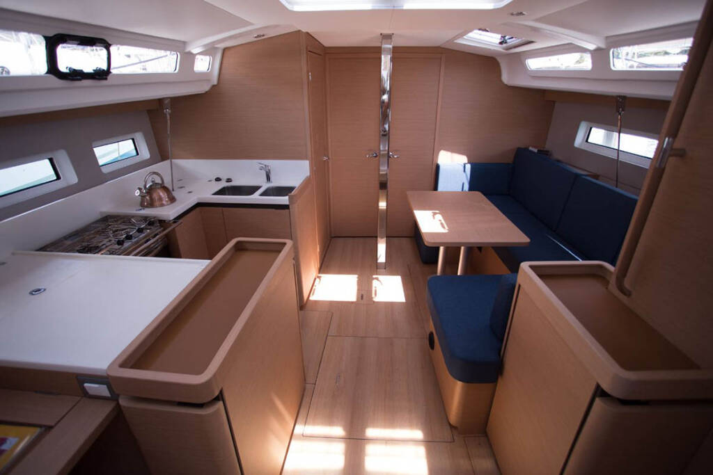Sun Odyssey 440 La Baavca 588/2025